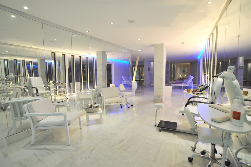 Cesar Resort & Spa Marrakesh Ngoại thất bức ảnh The interior of the clinic