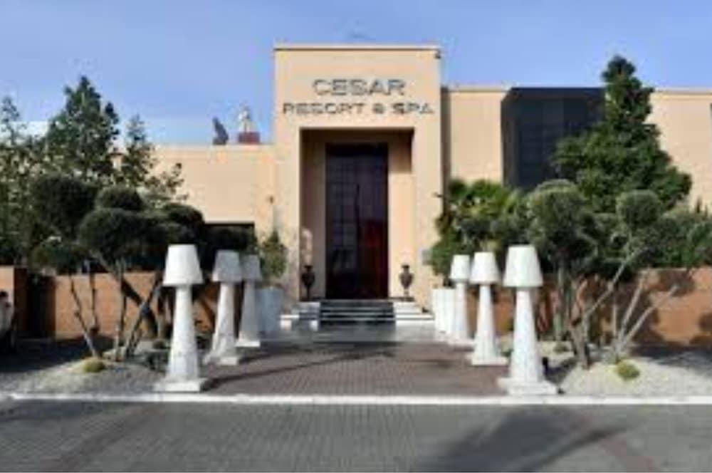 Cesar Resort & Spa Marrakesh Ngoại thất bức ảnh The entrance of the spa